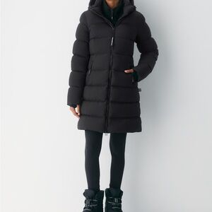 Aritzia The SuperSnug Puff Mid